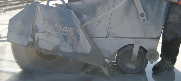 Bodensaegen-Fugenschneiden